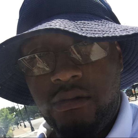 Meet your Posher, Christopher - Picture 1 of 1